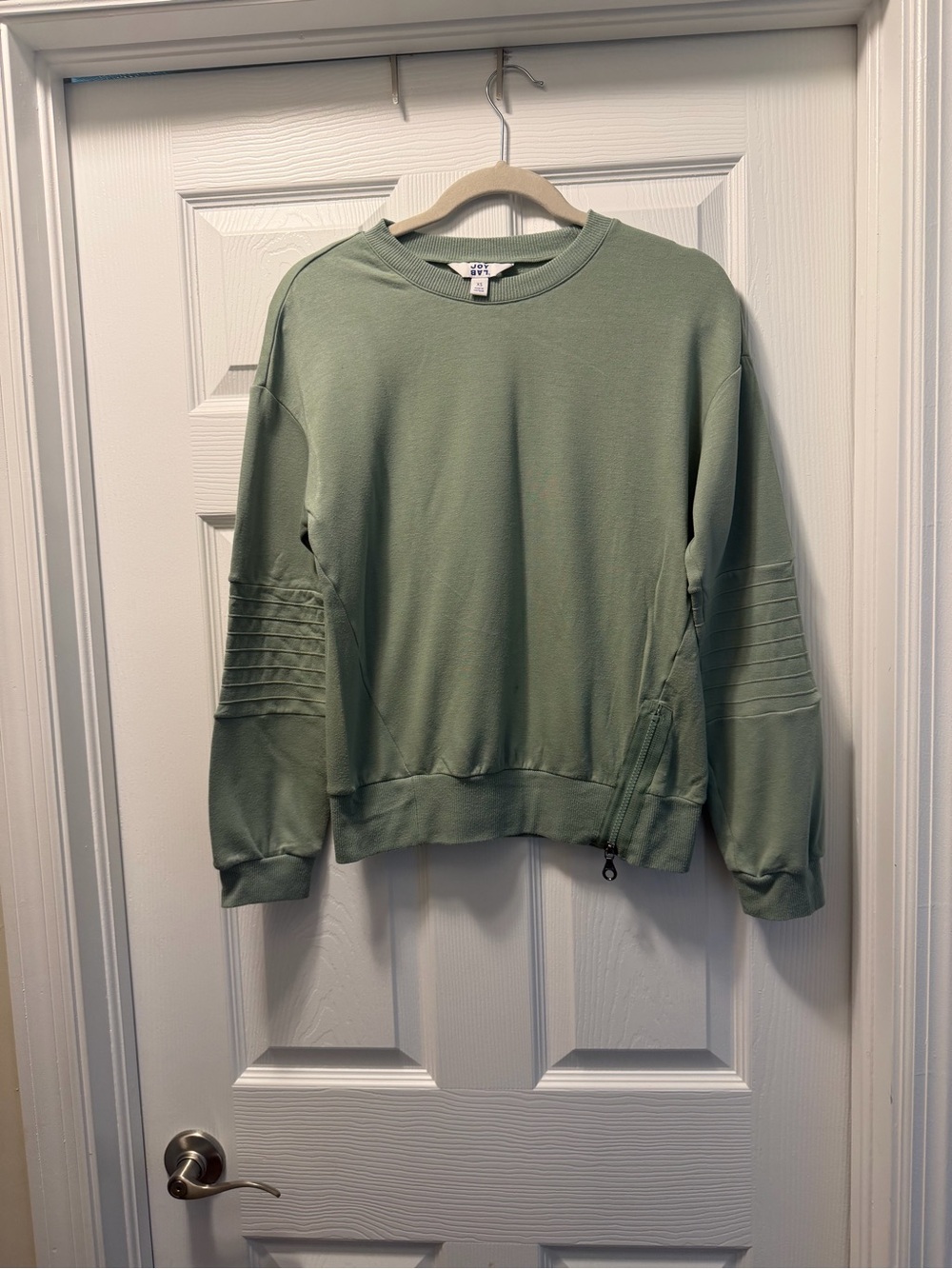 JoyLab Sage Green Crewneck Sweater